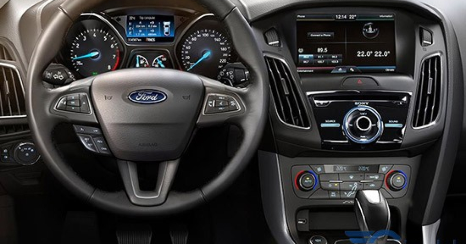 Kinh nghiệm lái xe số sàn và xe số tự động: Sử dụng phanh an toàn và hiệu quả