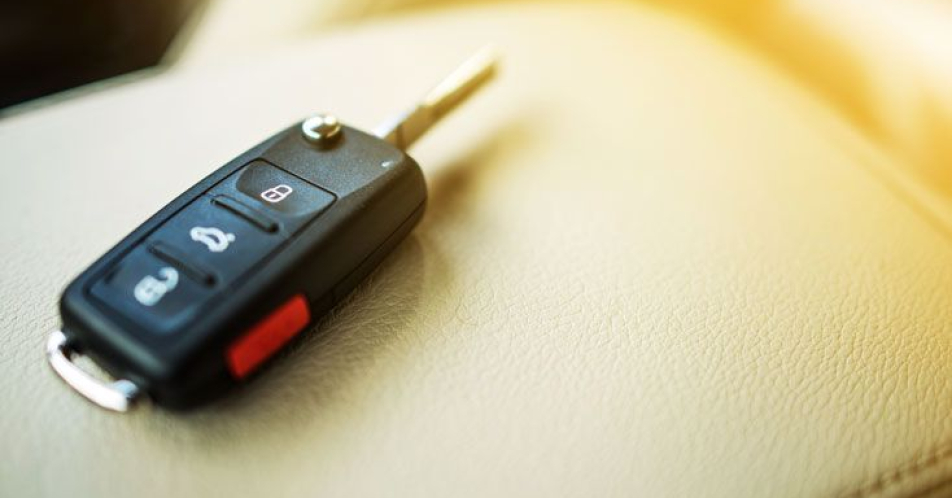 Hướng dẫn để bạn kiểm soát xe khi người khác ngồi sau tay lái